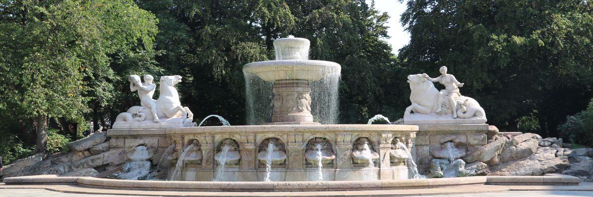 München, Wittelsbacherbrunnen am Lenbachplatz